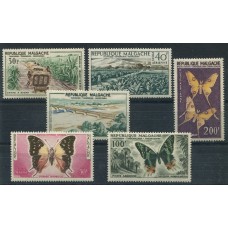 MADAGASCAR AEREO SERIE COMPLETA NUEVAS CON GOMA/MINT MARIPOSAS FLORA 36.50 EUROS